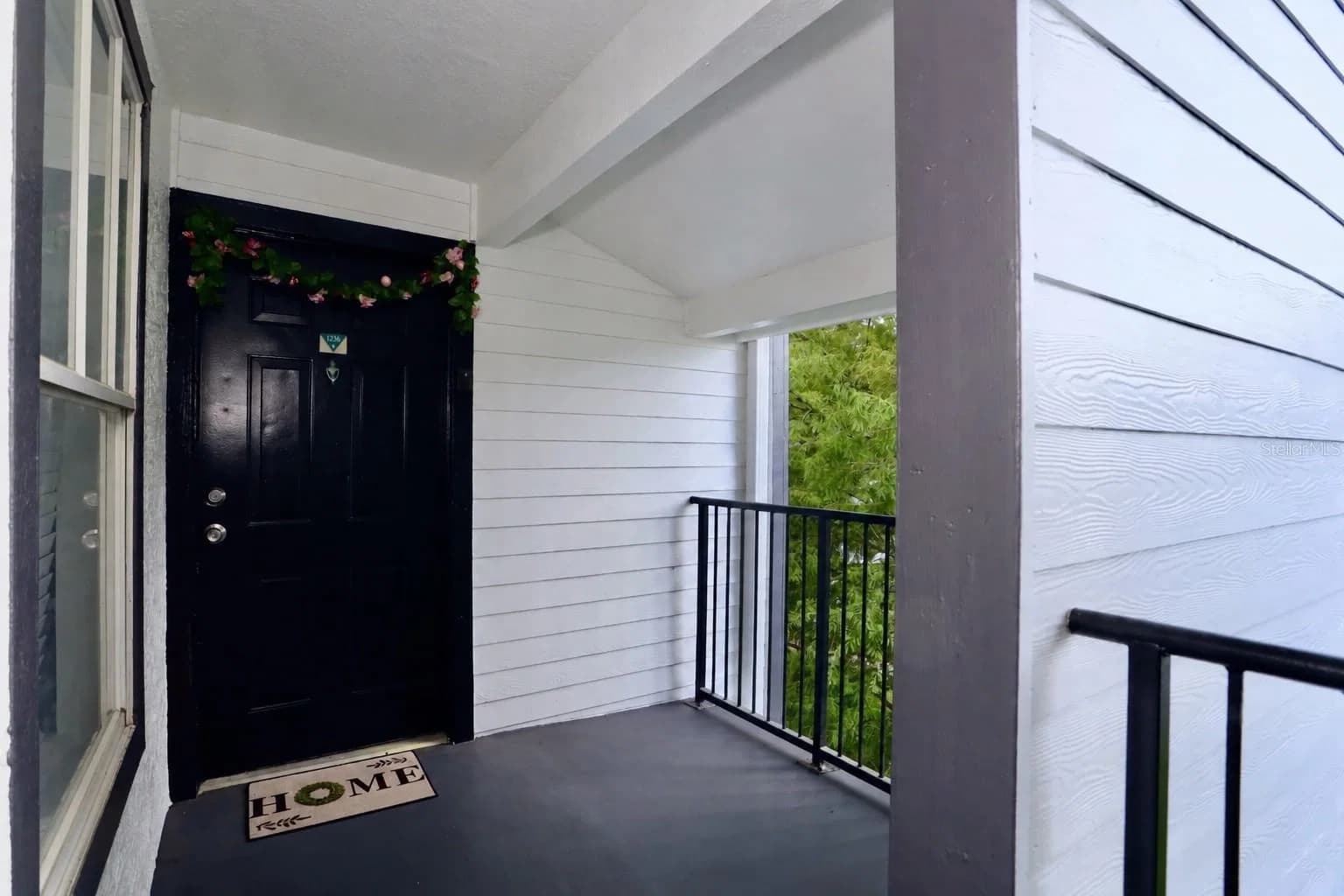 2217 GRAND CAYMAN 3