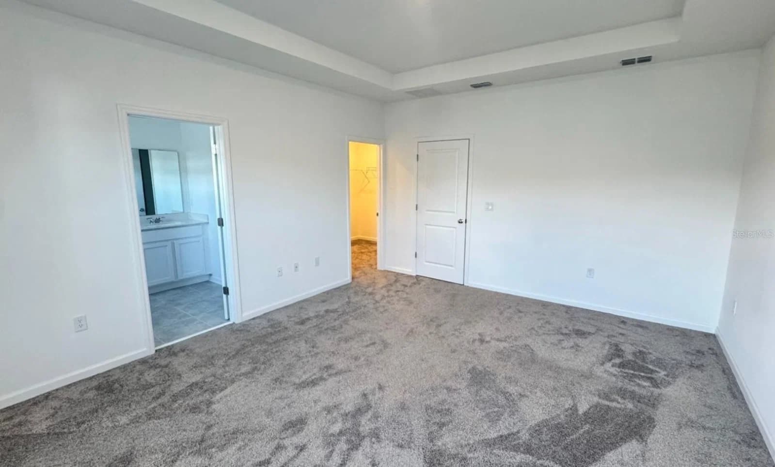 2524 SKYLINE 5