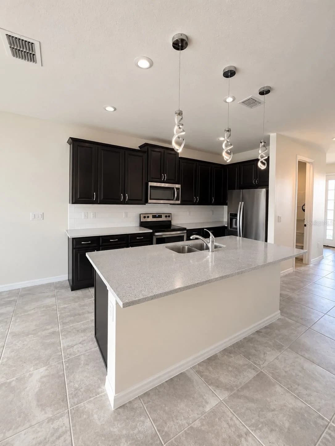 2440 VARENNA 3