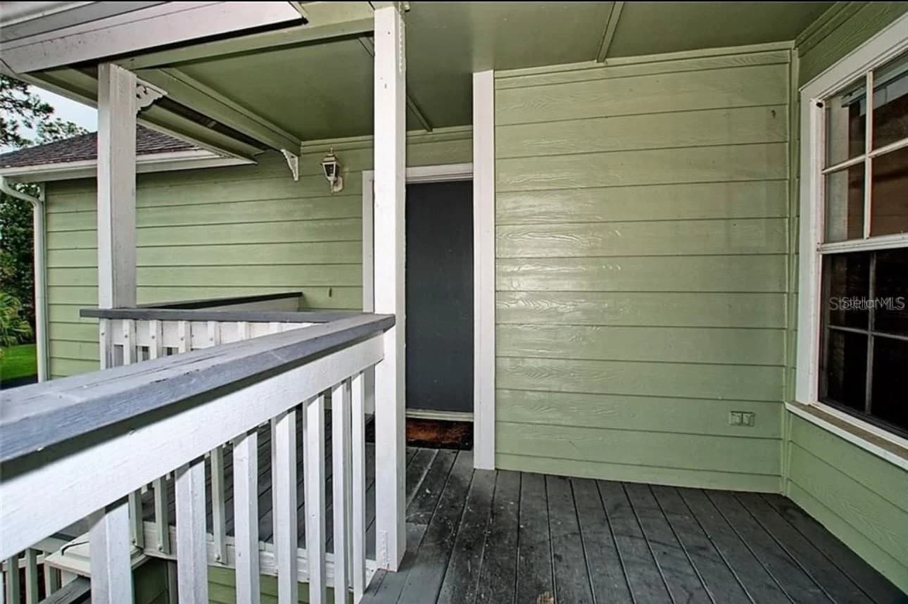 2039 ROYAL BAY 2