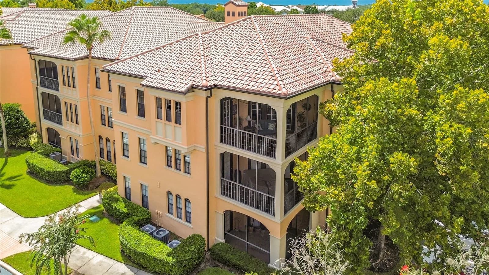 509 MIRASOL Circle #302 4