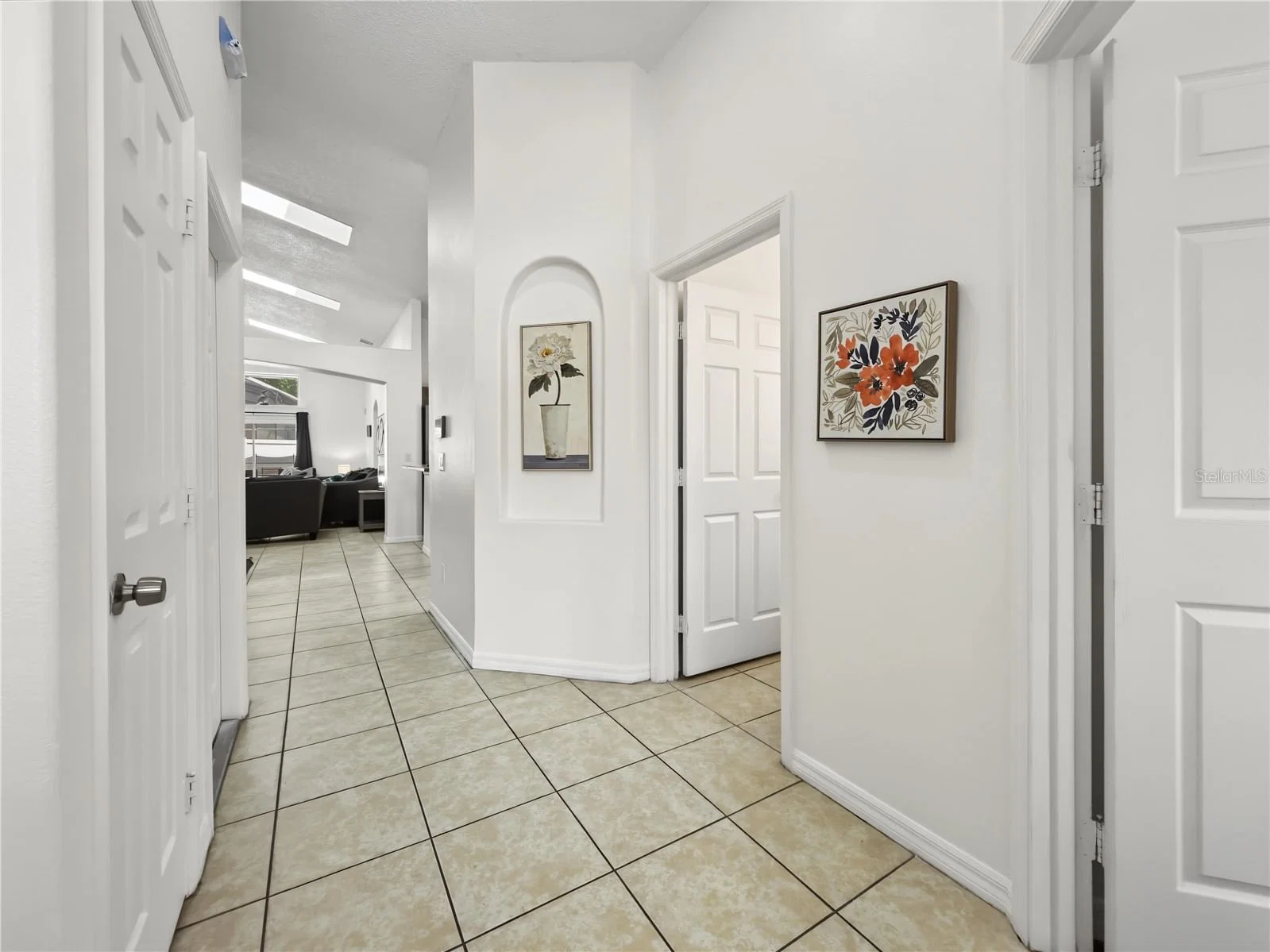 8105 SANTEE 5