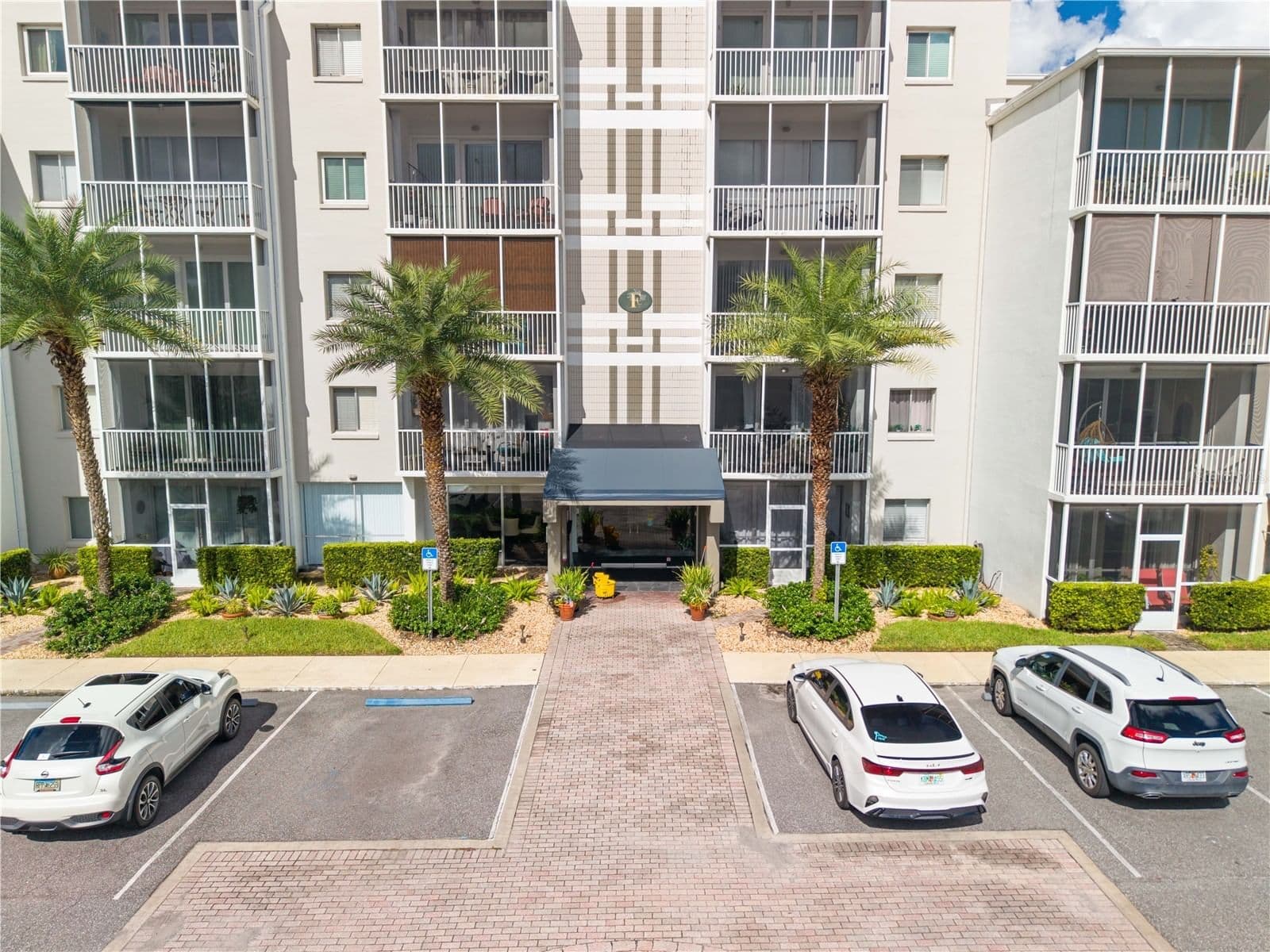 1100 DELANEY Avenue #F204, Orlando, FL 32806