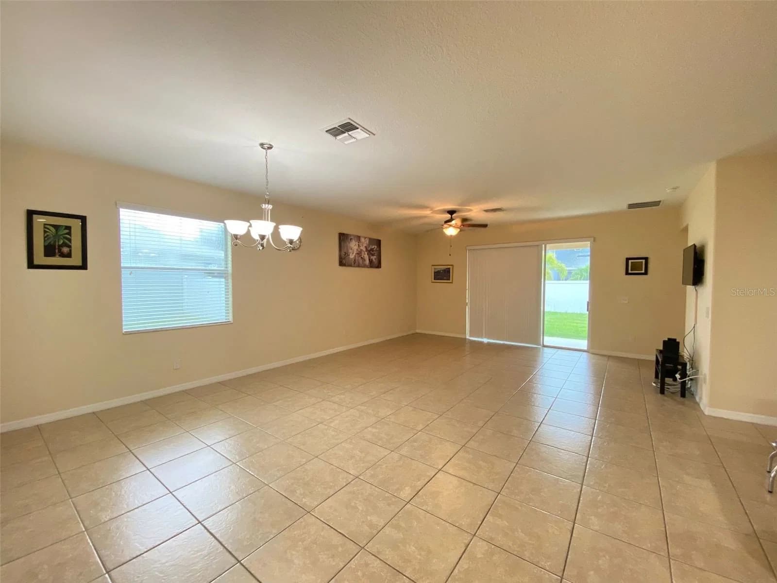 2555 CARRICKTON 2
