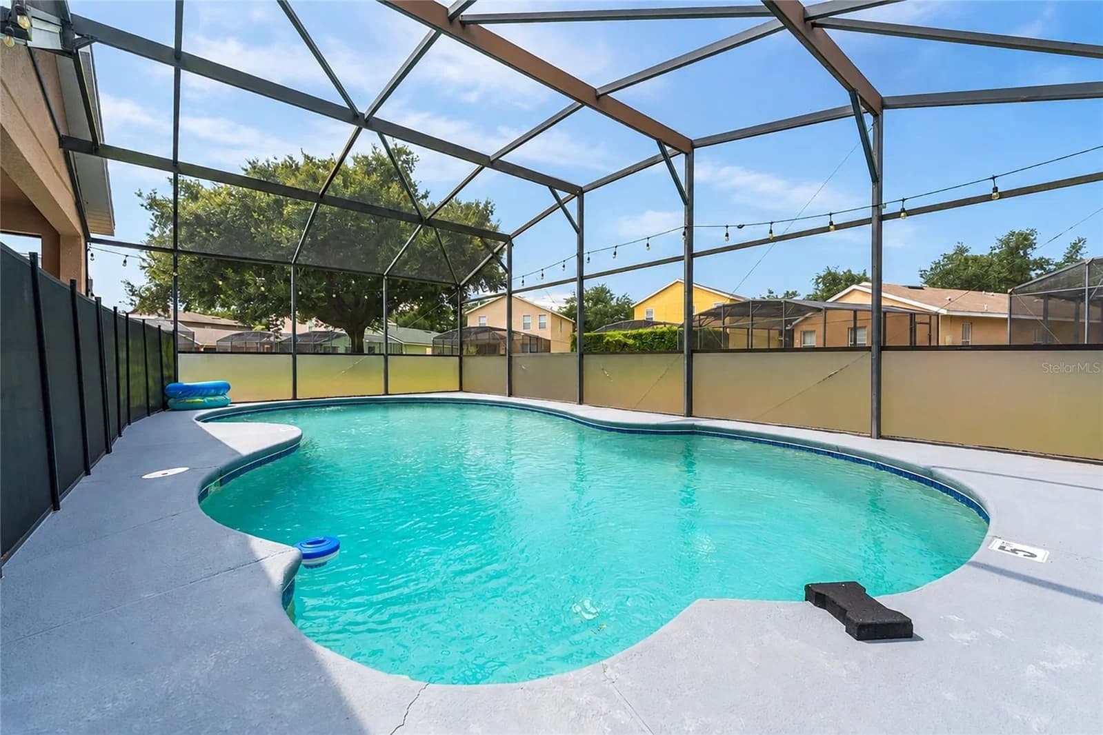 1791 ROYAL RIDGE 5