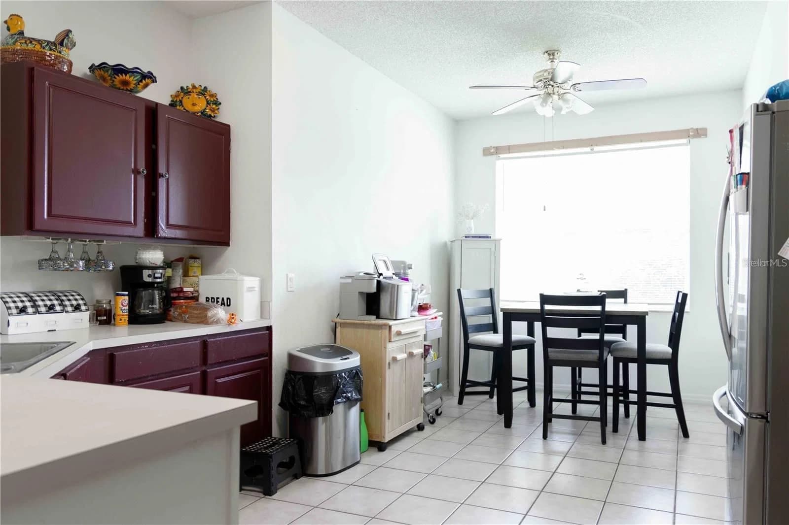 4940 BELLTHORN 4