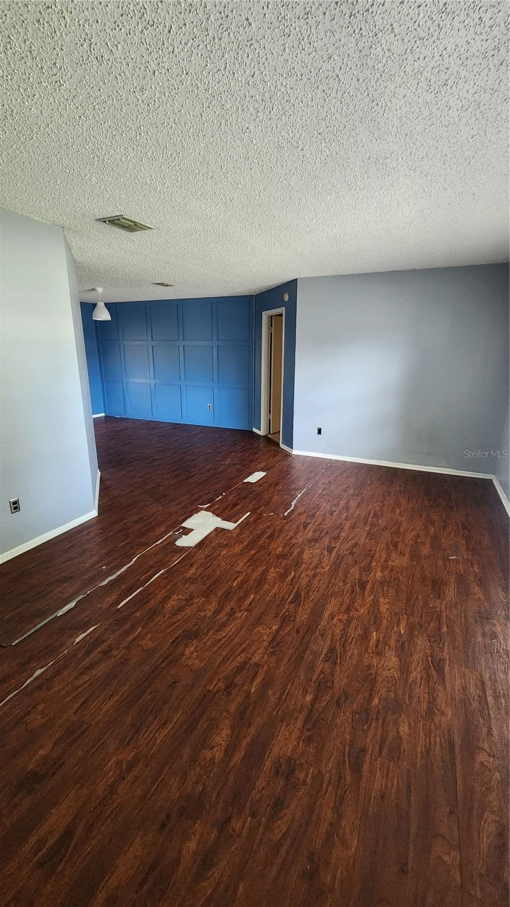 7712 SIMON RIDGE 5