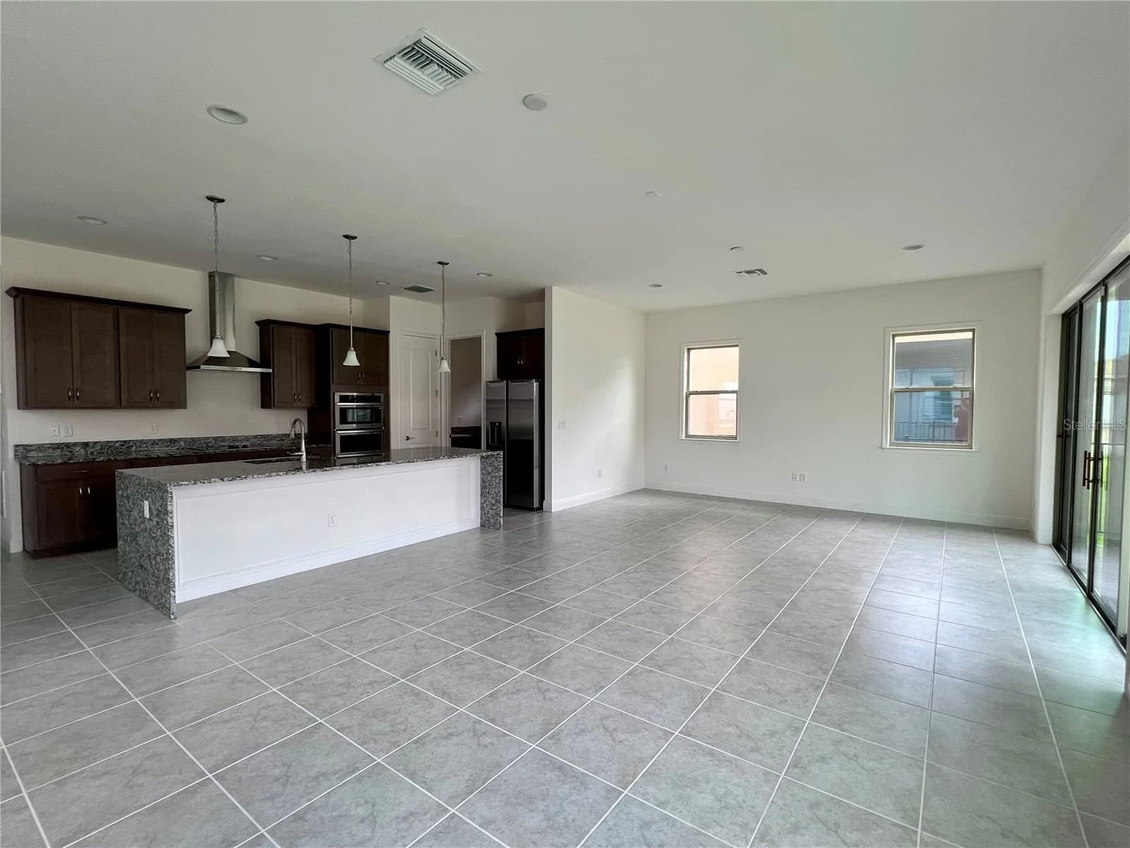 13207 WINTERTON 5