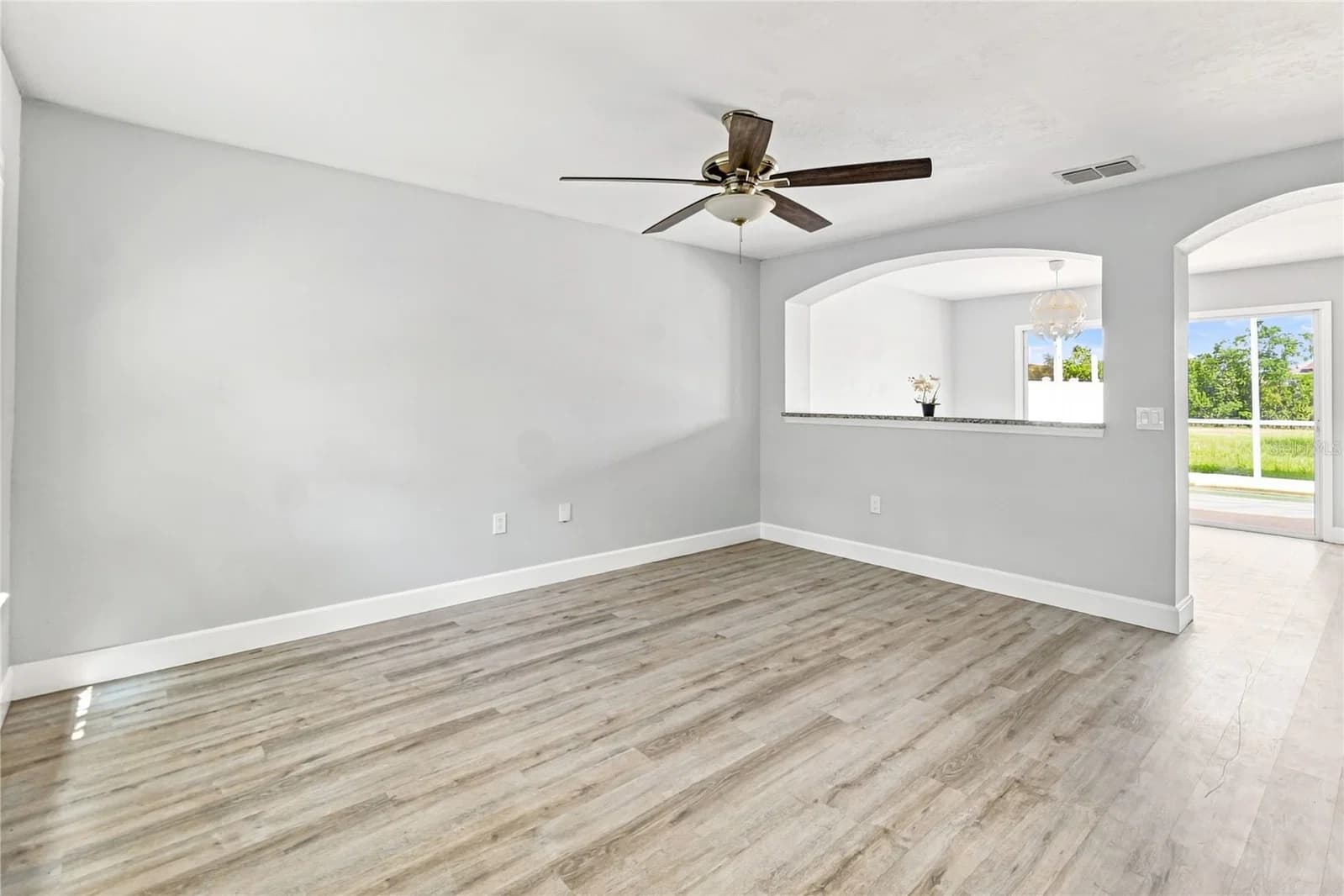 1365 CAREY GLEN CIR 4