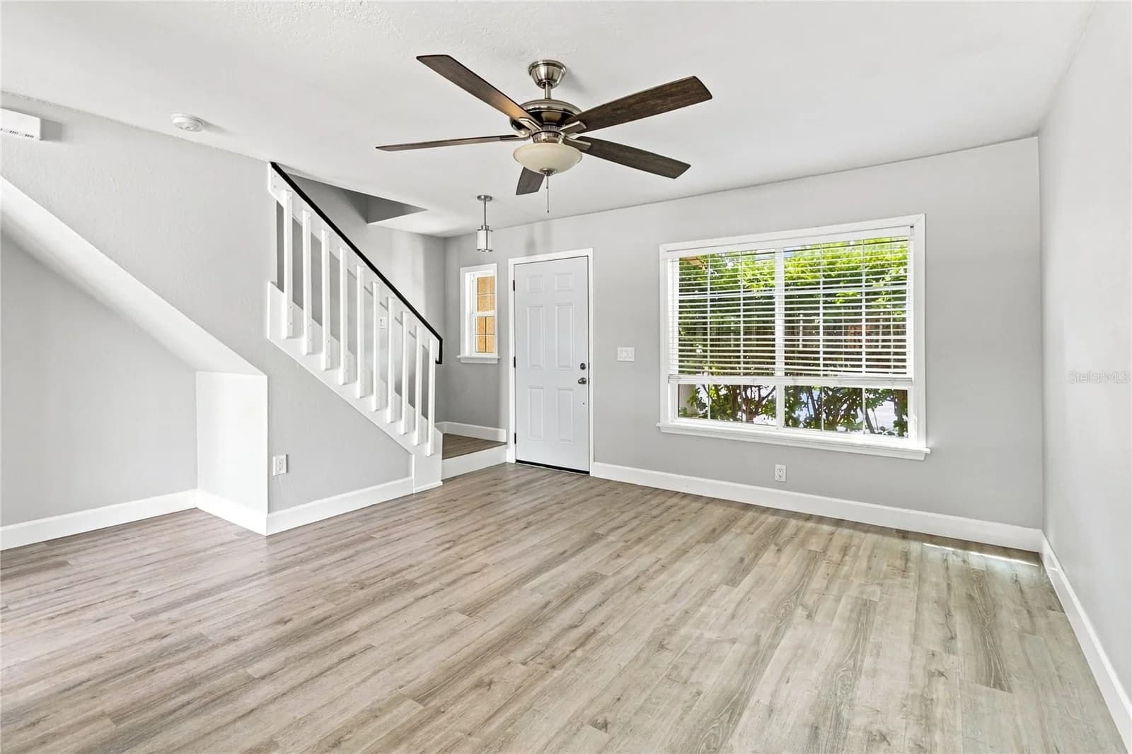 1365 CAREY GLEN CIR 5