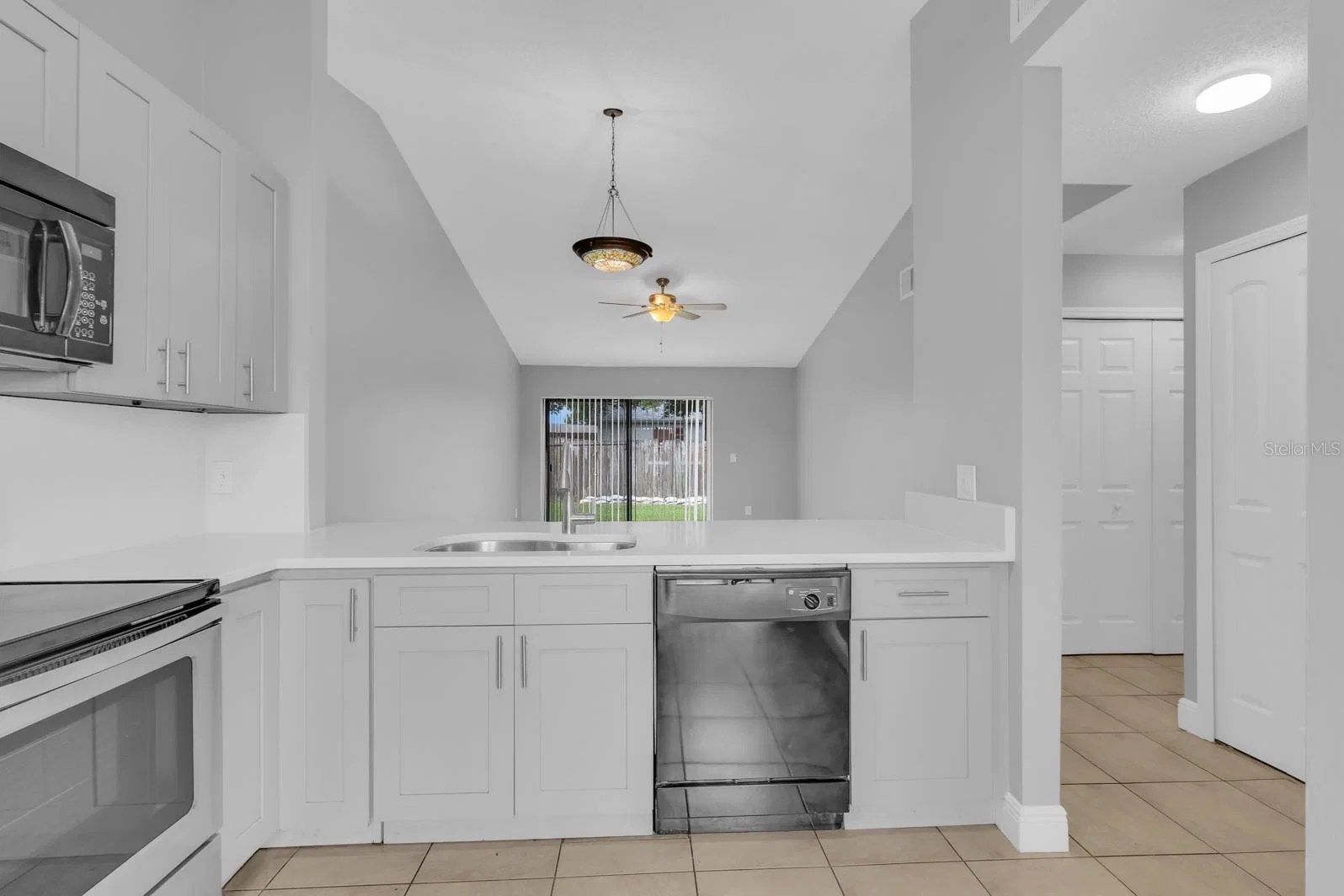 907 PARK VILLA 4