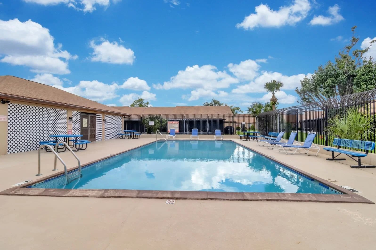 907 PARK VILLA 5