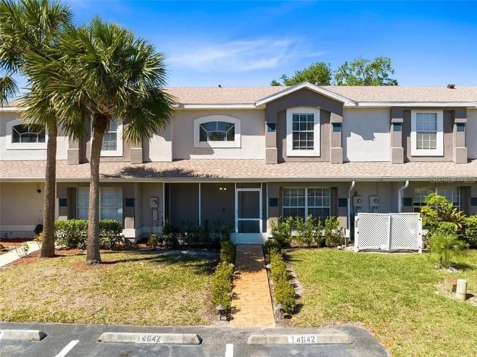14642 LAGUNA BEACH Circle, Orlando, FL 32824