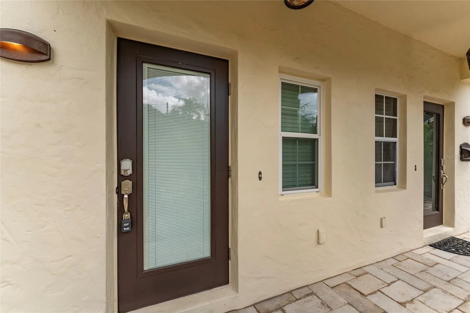 1401 CATHERINE Street, Orlando, FL 32801 3