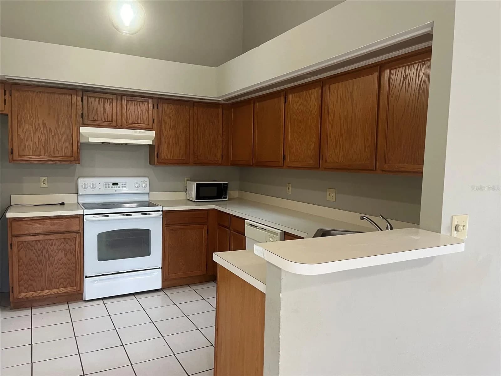 12269 AUGUSTA WOODS Circle, Orlando, FL 32824 2