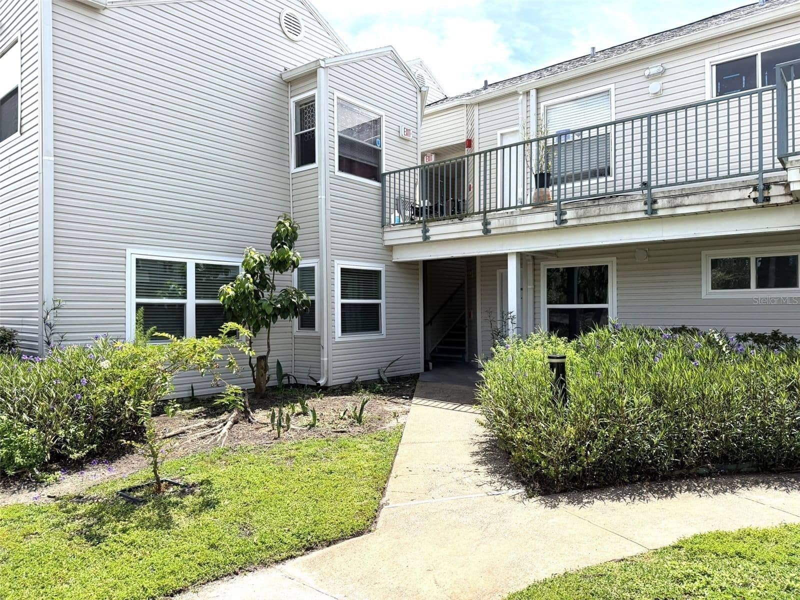 2524 WOODGATE Boulevard #102, Orlando, FL 32822 2