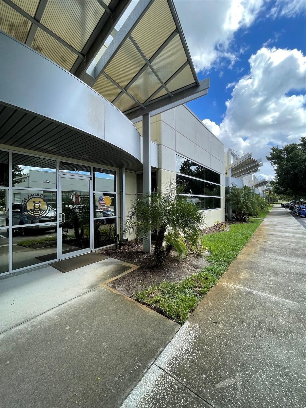 8810 COMMODITY Circle #35, Orlando, FL 32819
