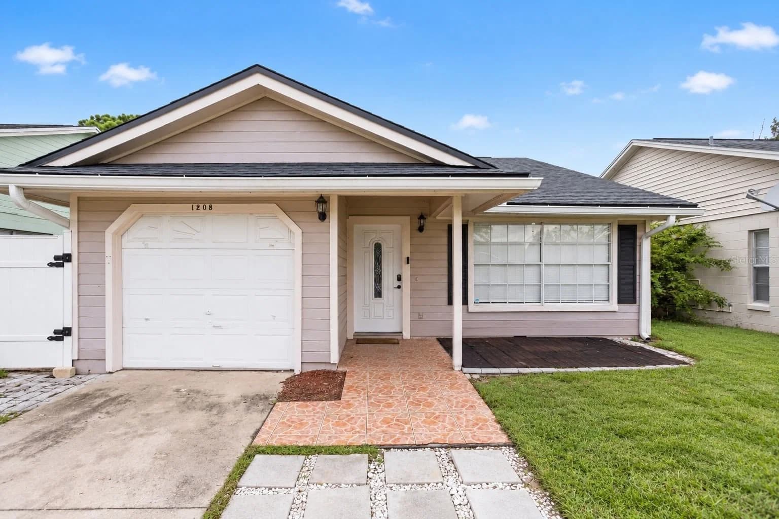 1208 ROMA Court, Orlando, FL 32825