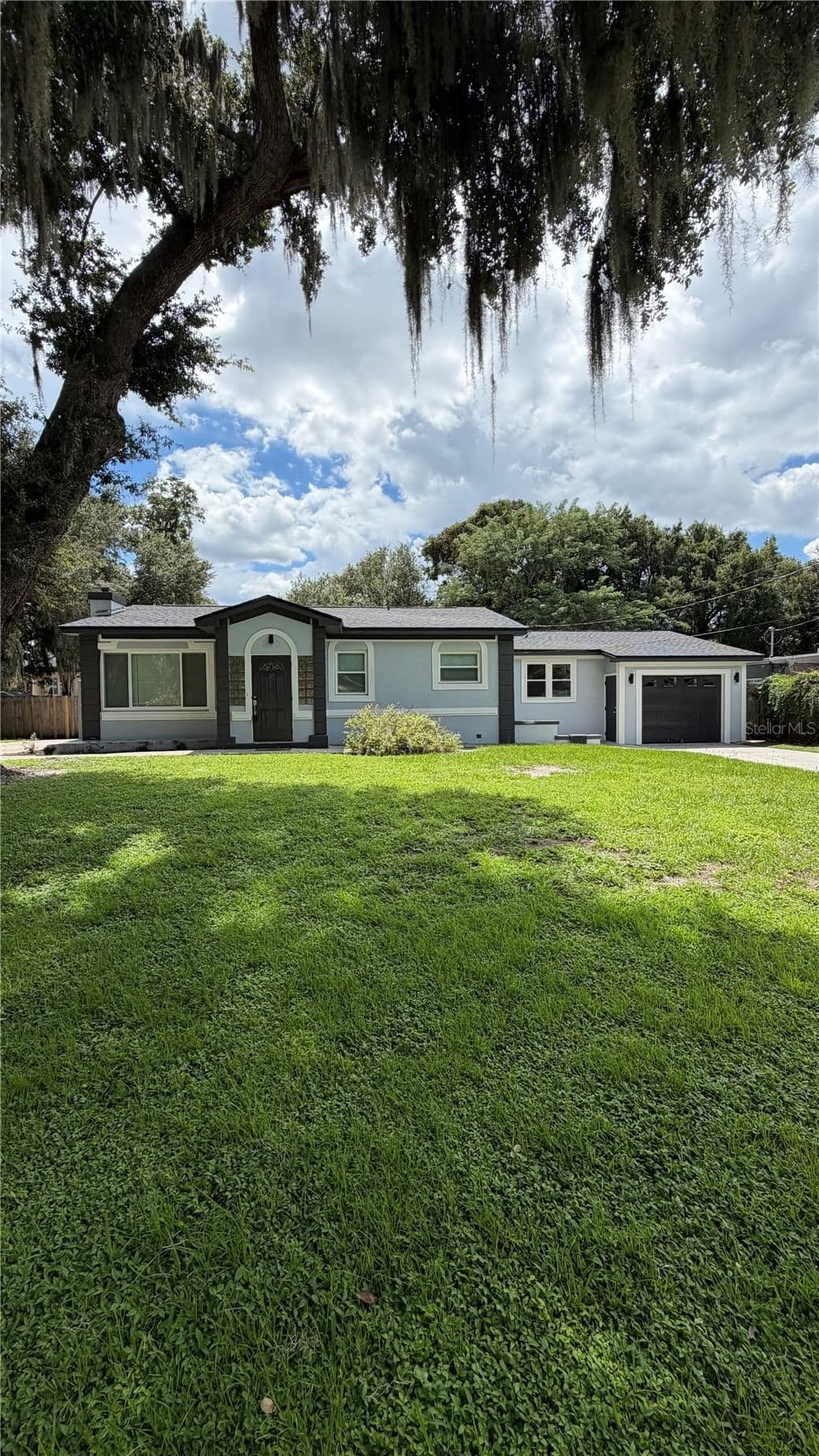 270 W PINELOCH AVE, Orlando, FL 32806