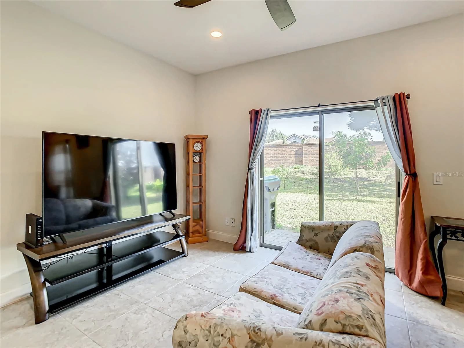 8735 ISLA BELLA Drive 4