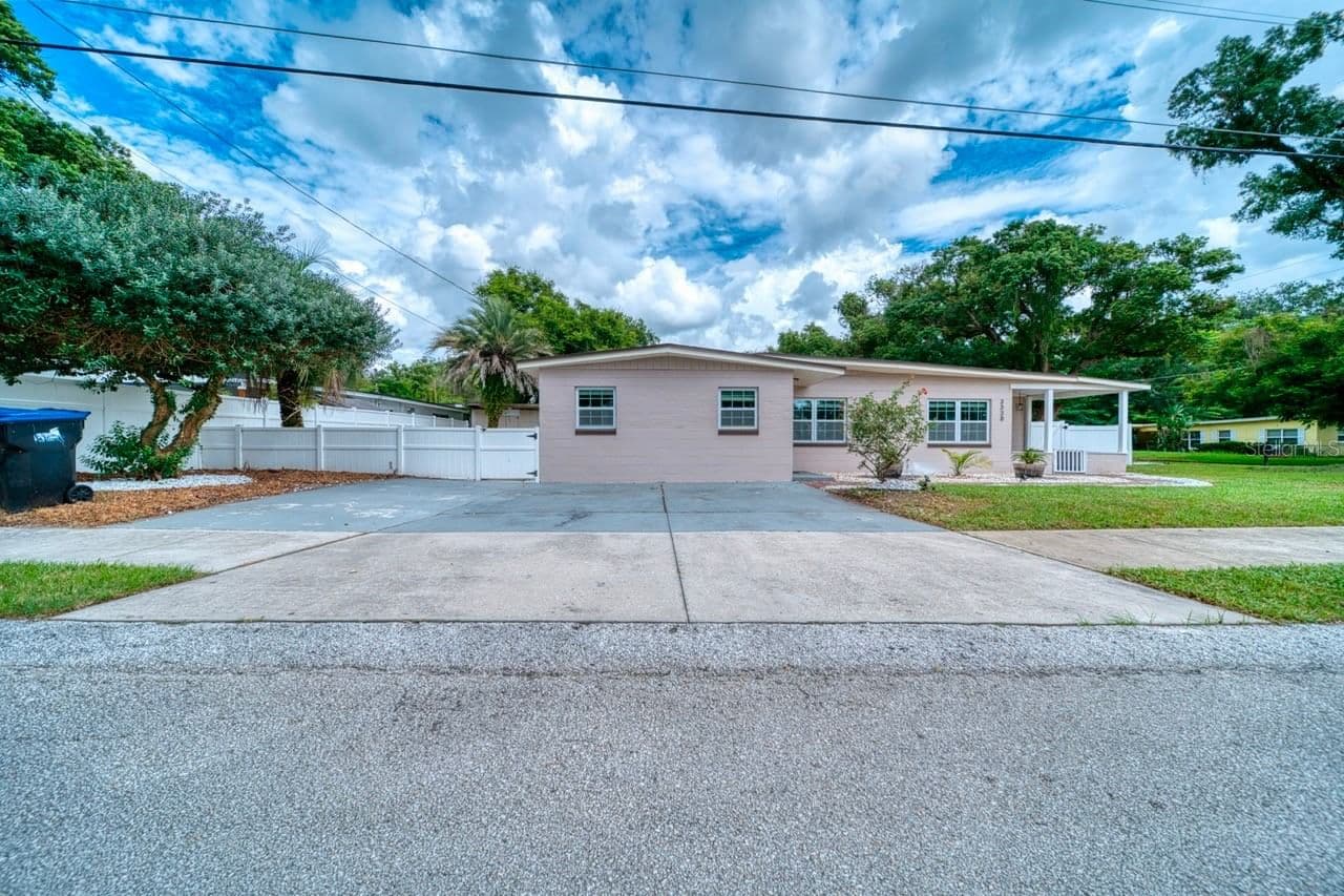 3338 ONTARIO Avenue, Orlando, FL 32806 3