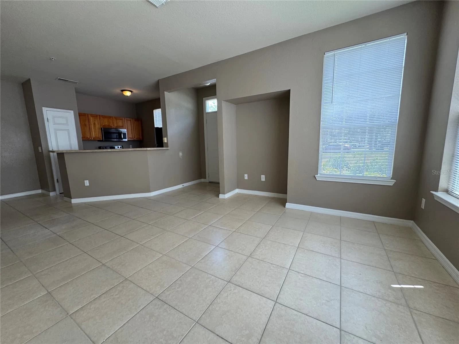 9061 LEE VISTA Boulevard #1306 4