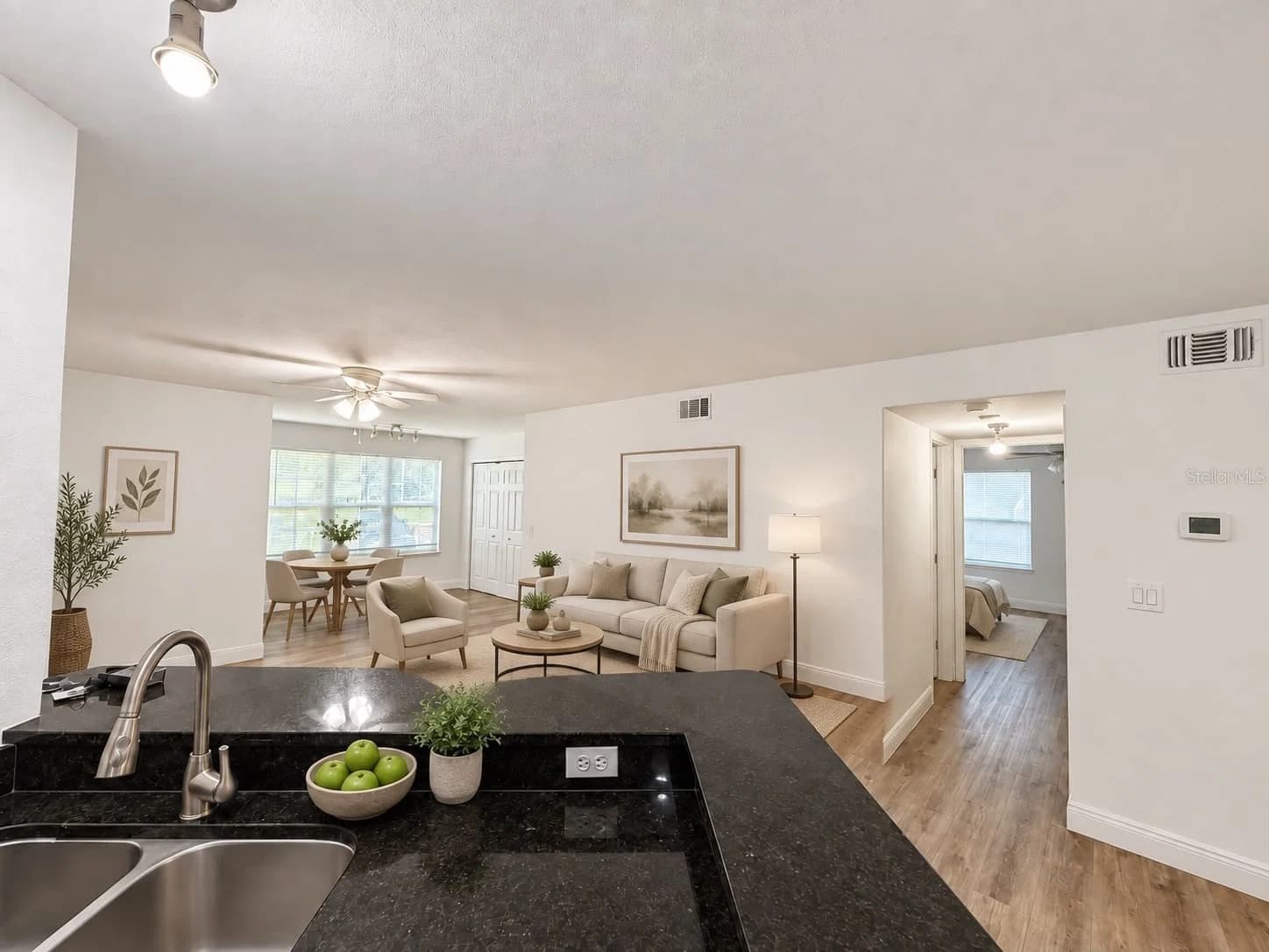 4572 COMMANDER Drive #1211 5