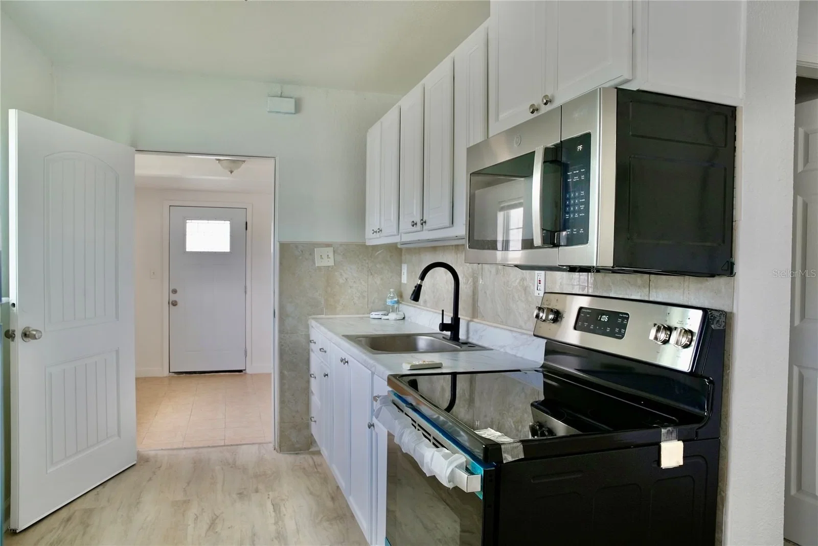 793 ELDRIDGE Street 5