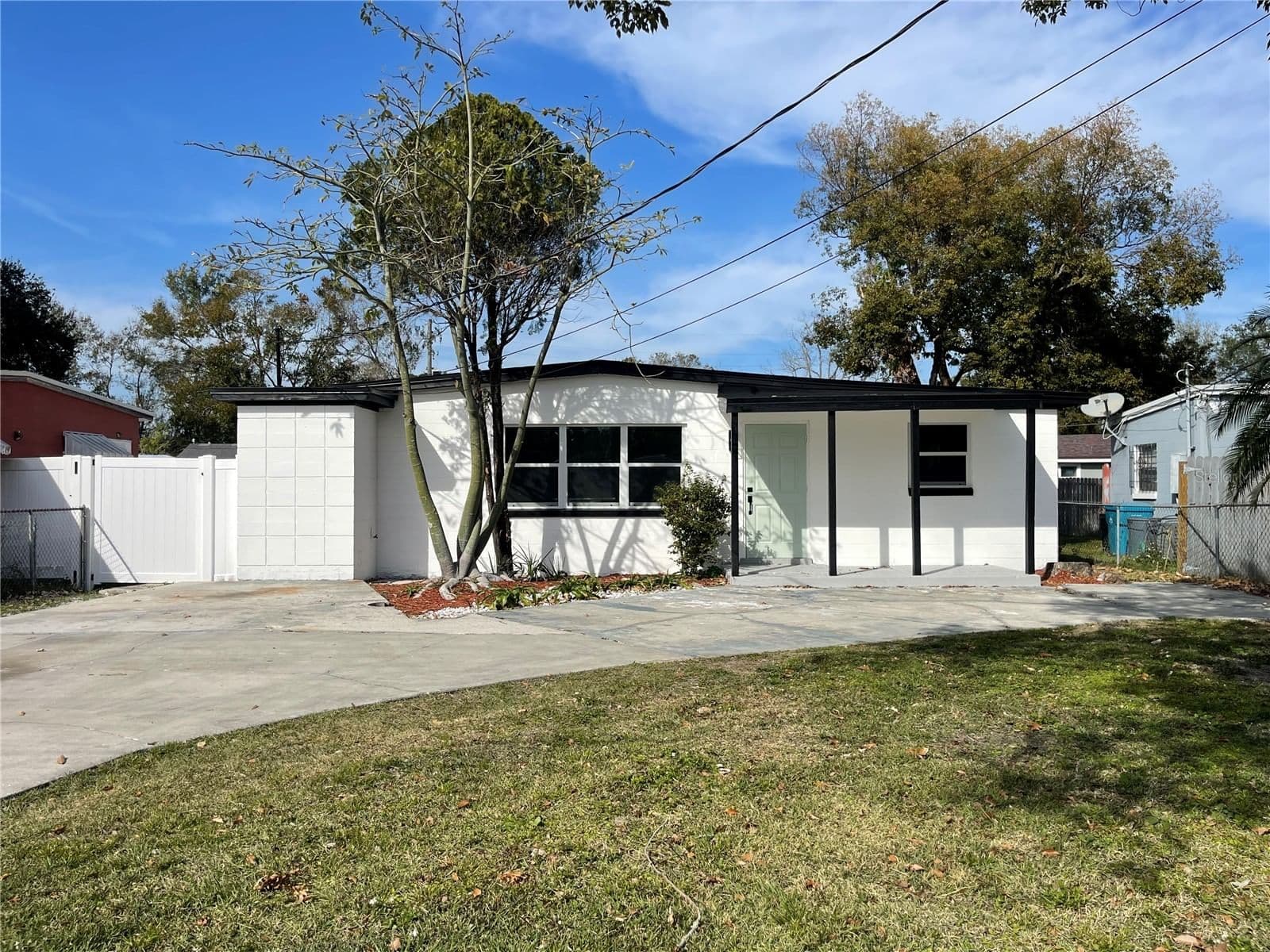 4045 SHELLMAN Street, Orlando, FL 32811