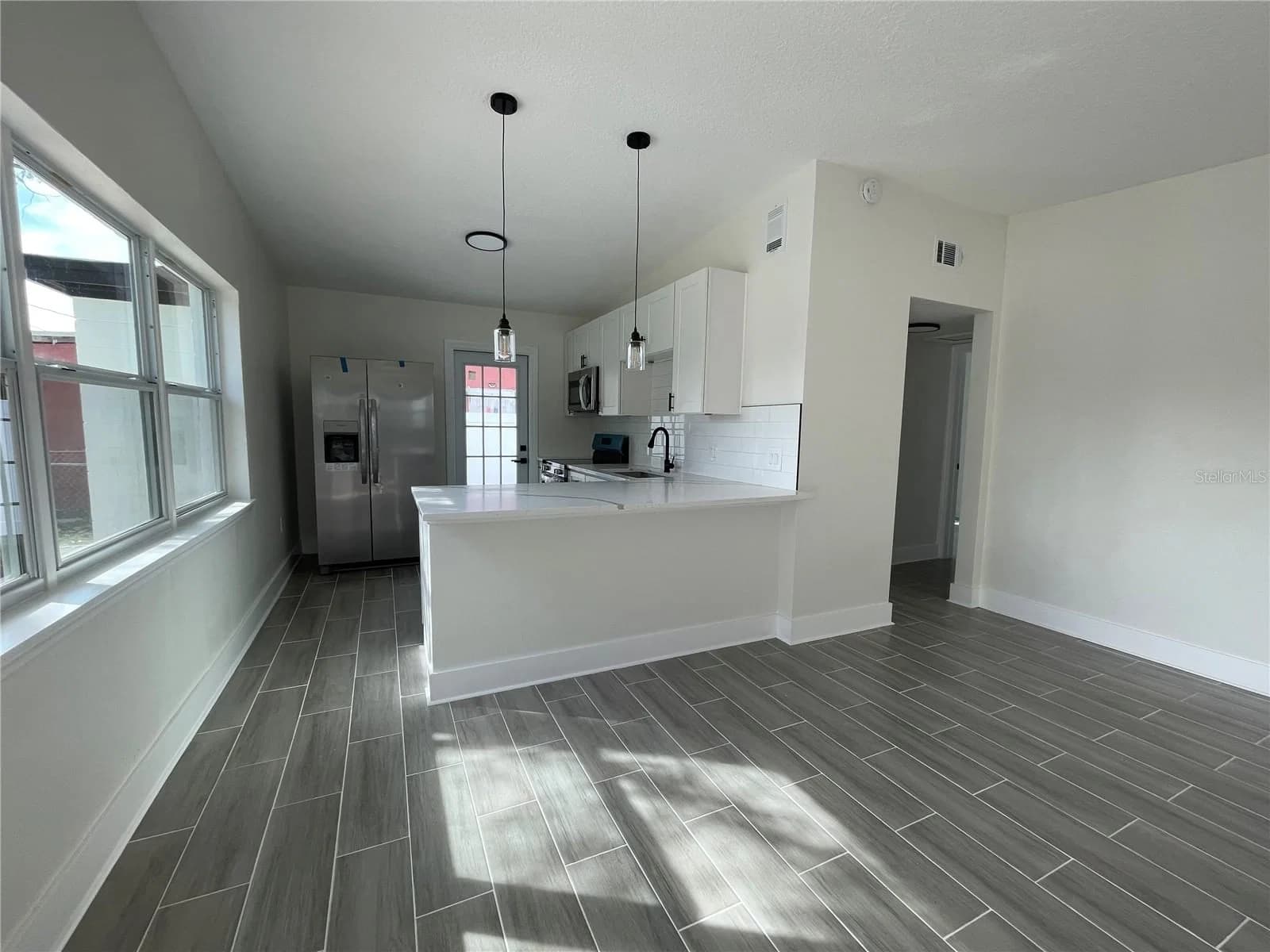 4045 SHELLMAN Street, Orlando, FL 32811 2
