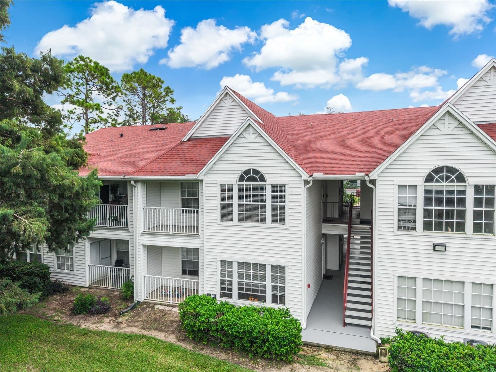11520 WESTWOOD Boulevard #524 4