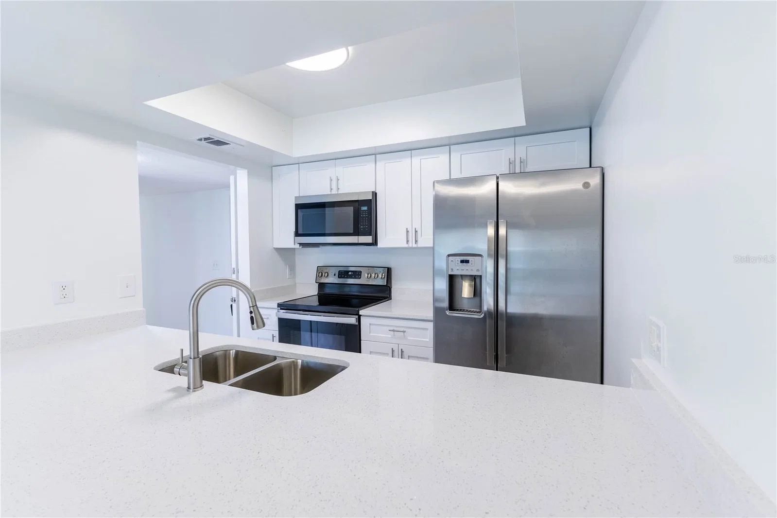 6094 PEREGRINE Avenue #16C 4