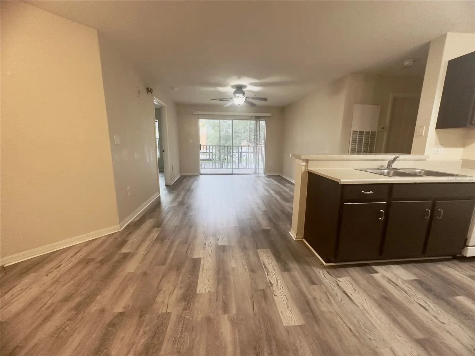 5451 VINELAND Road #2201, Orlando, FL 32811 2