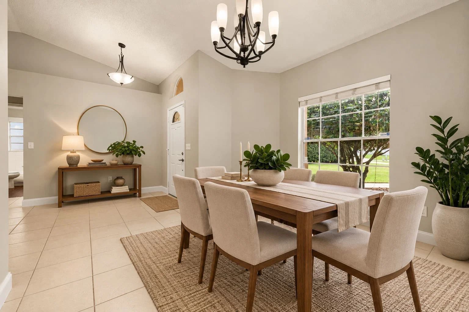 7918 LAKESIDE WOODS Drive 4