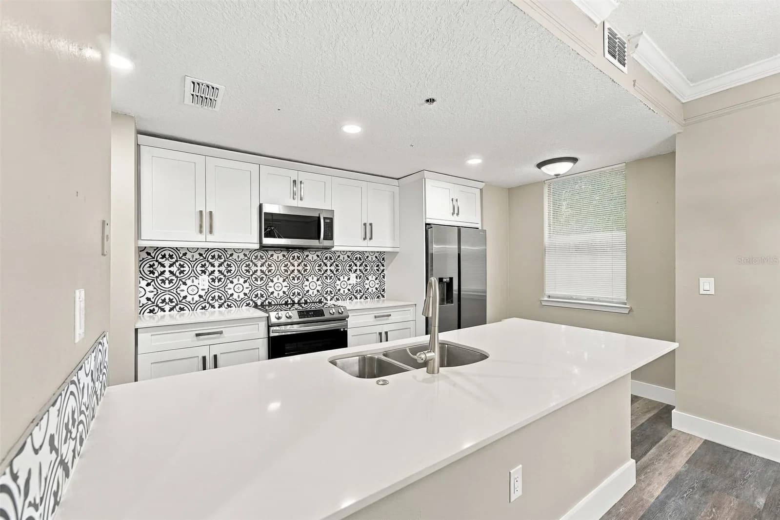 12020 VILLANOVA Drive #107 4