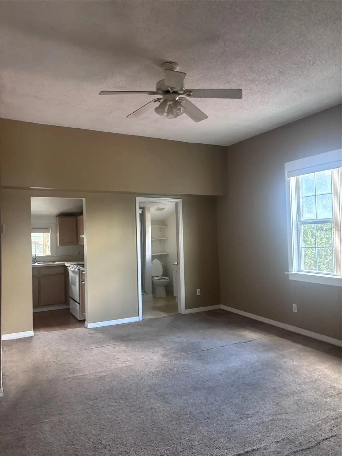 22 CLYDE Avenue #5, Kissimmee, FL 34741 2