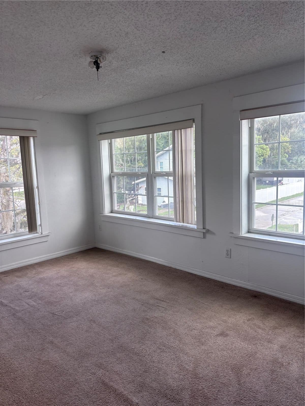 22 CLYDE Avenue #5 5