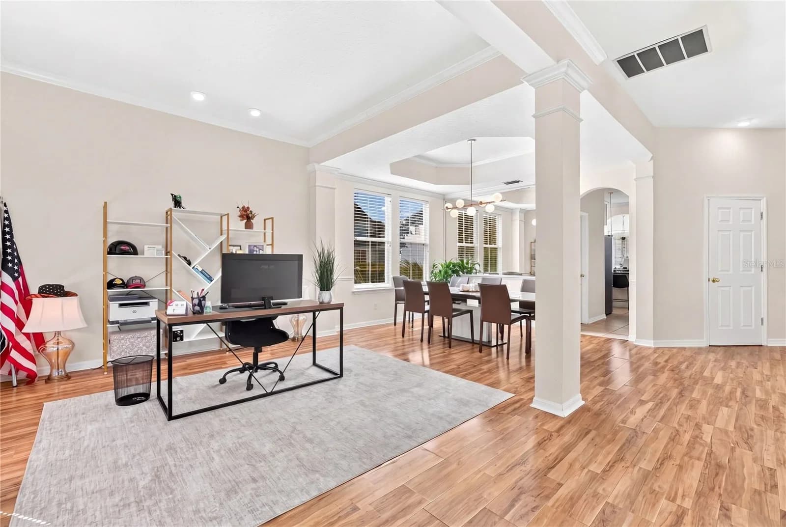 902 WATERSIDE Drive 5