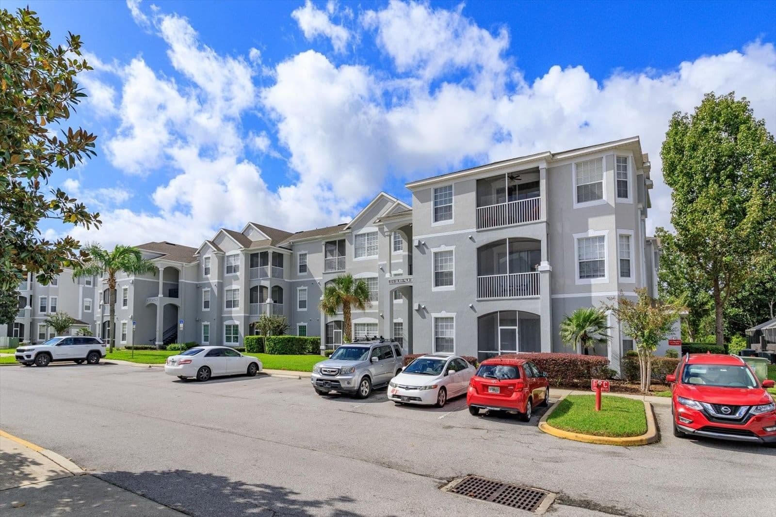 2310 SILVER PALM DR, Kissimmee, FL 34747