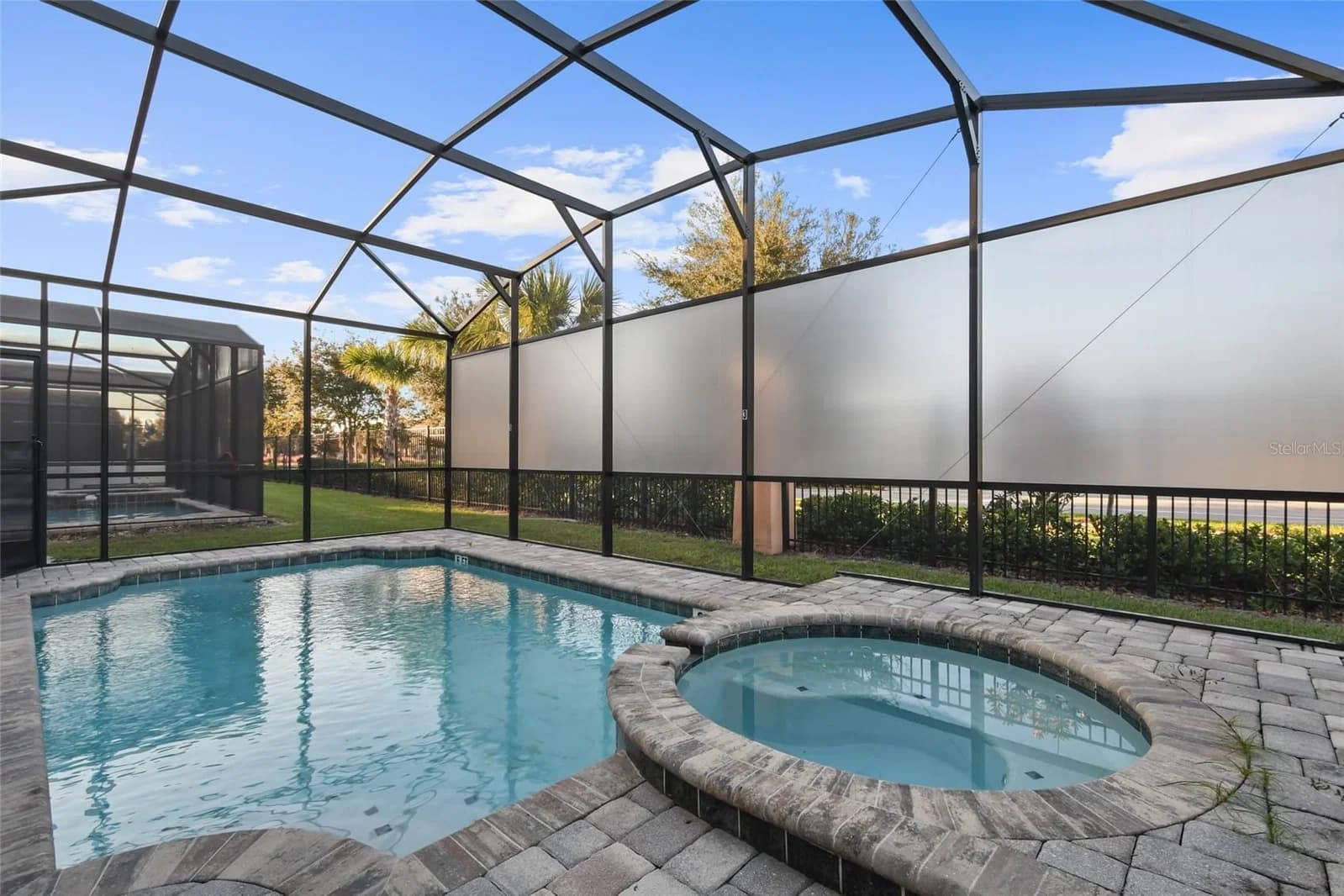8931 AMELIA DOWNS 4
