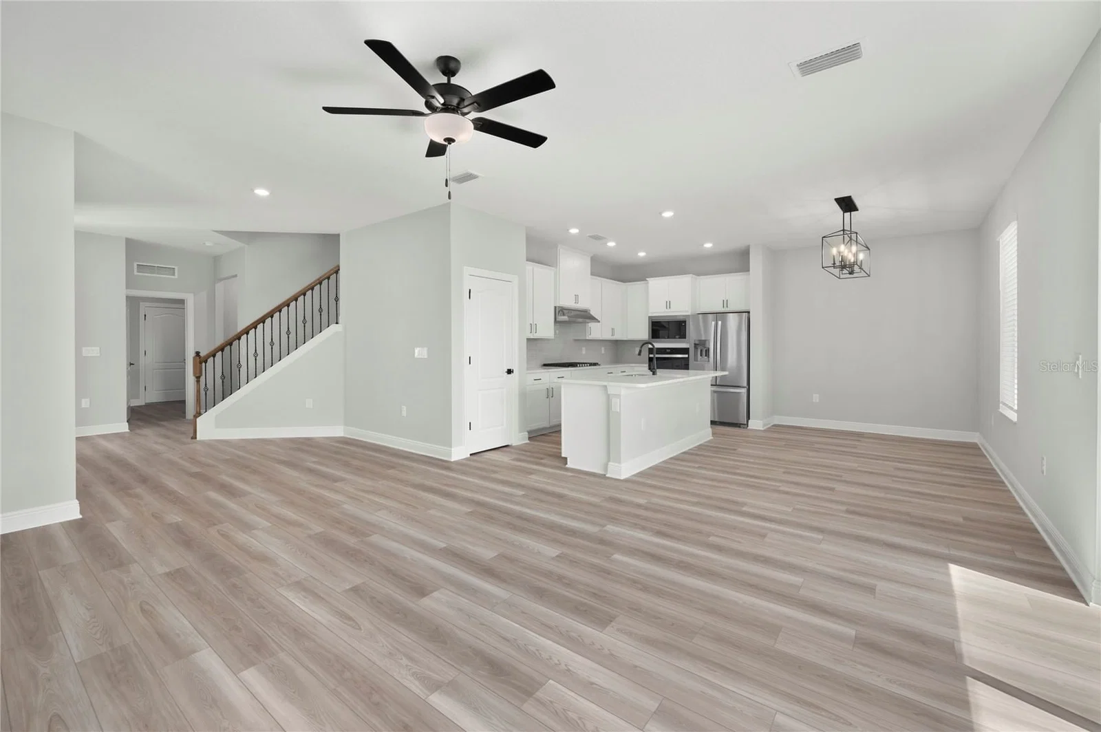 7895 SOMERSWORTH 4