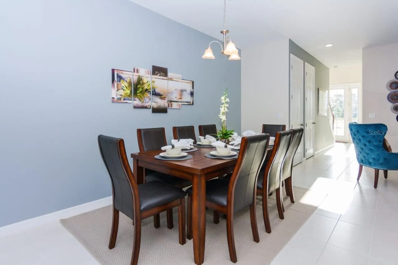 1534 CAREY PALM 5