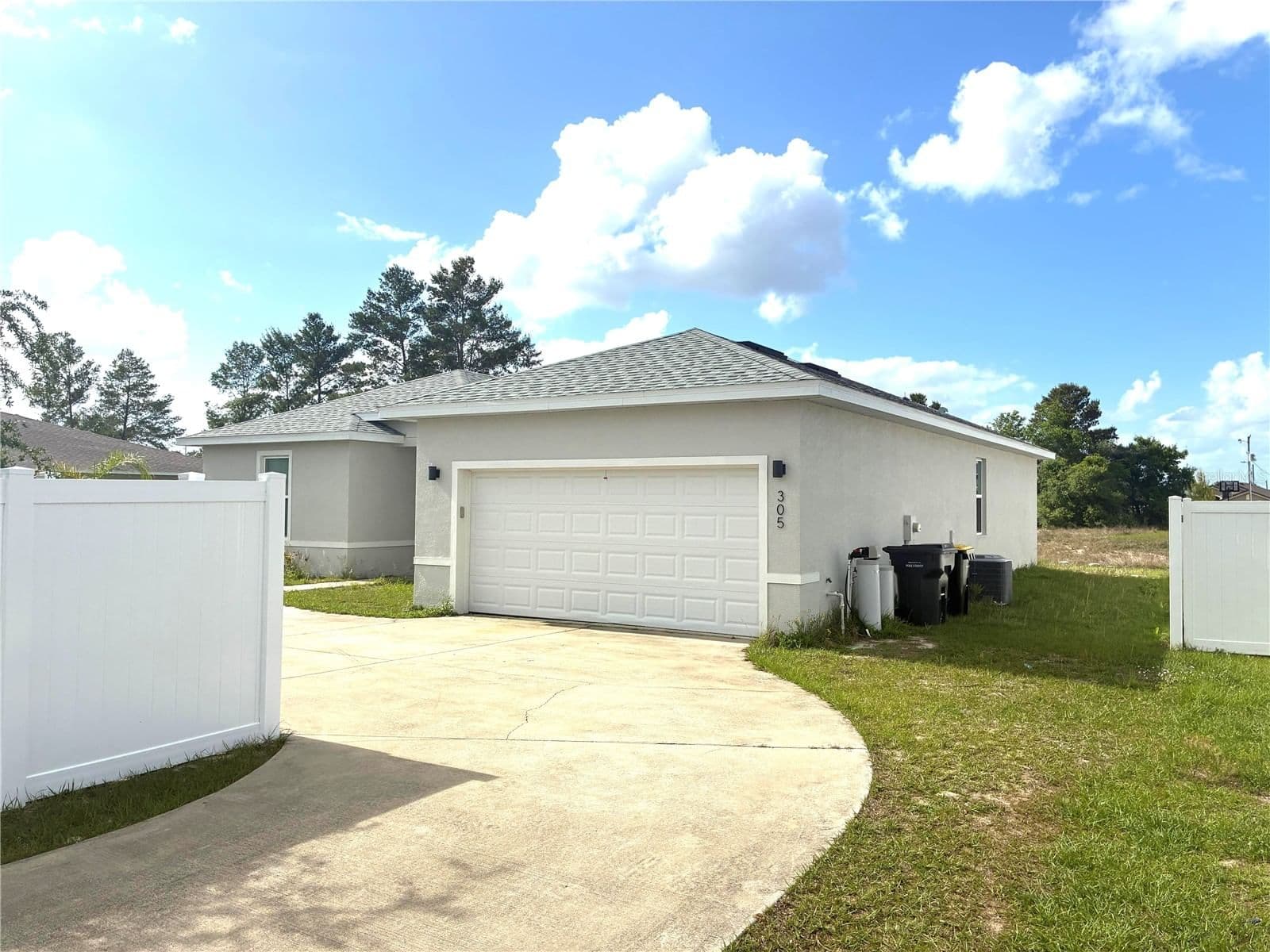 305 ELDERBERRY 4