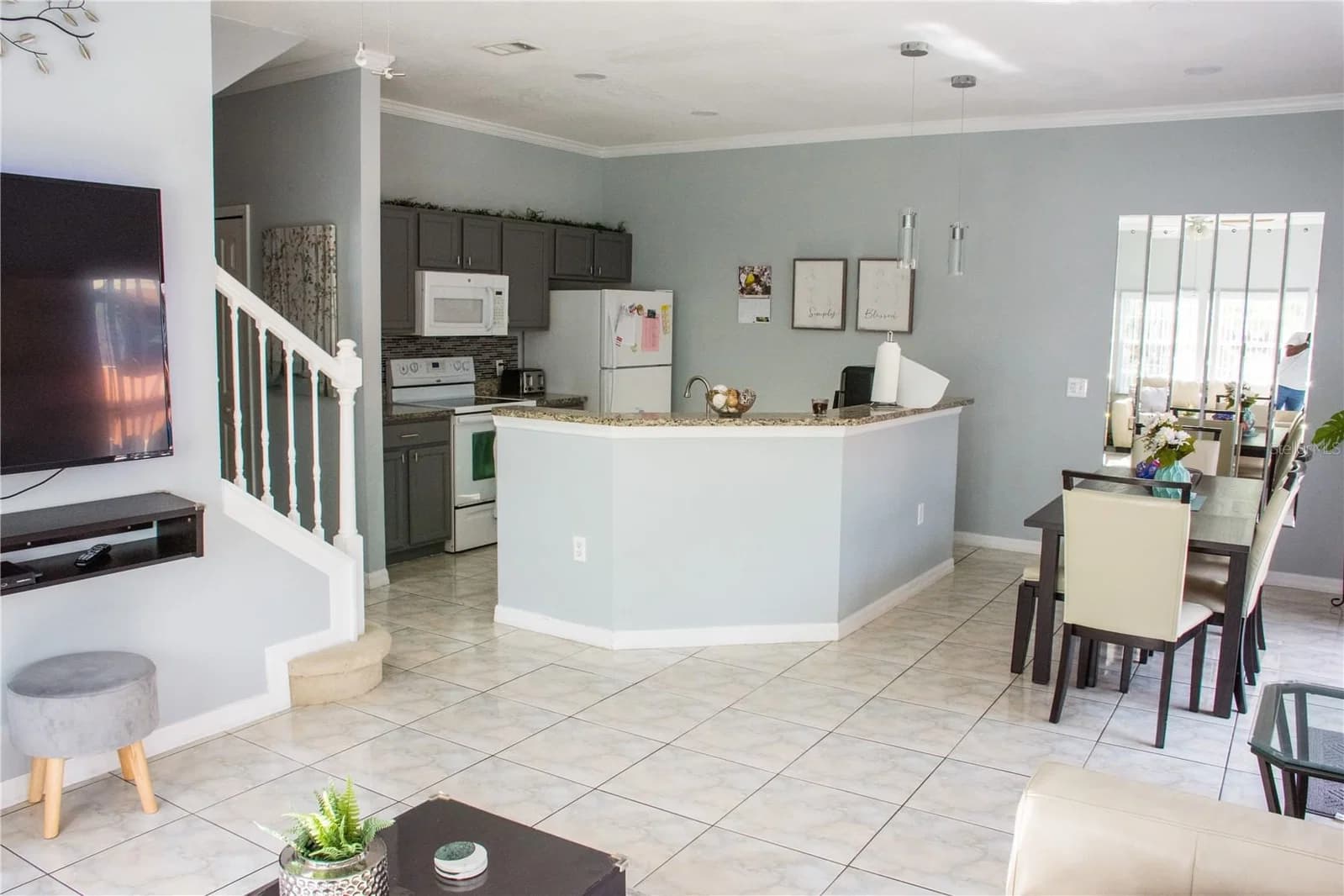 4720 VERO BEACH, Kissimmee, FL 34746 3
