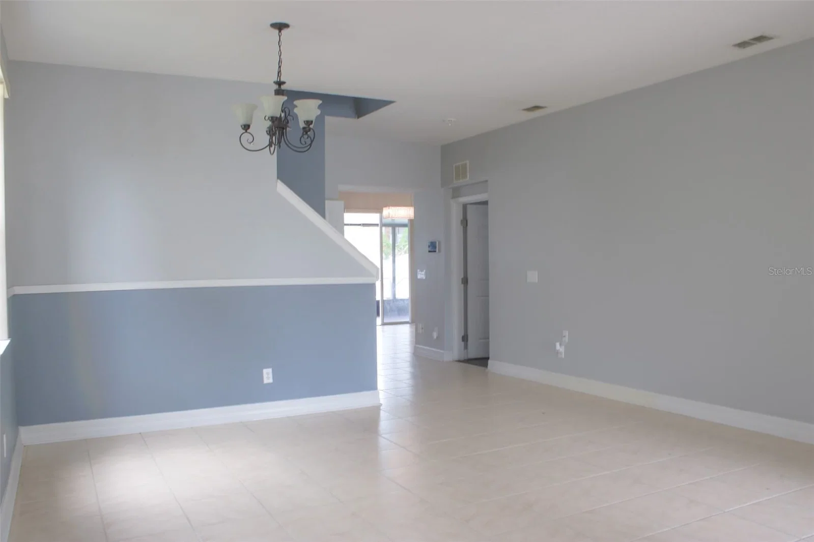 1338 BLACKWATER POND Drive, Orlando, FL 32828 2