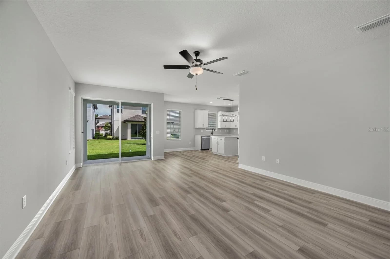 7891 SOMERSWORTH, Kissimmee, FL 34747 3