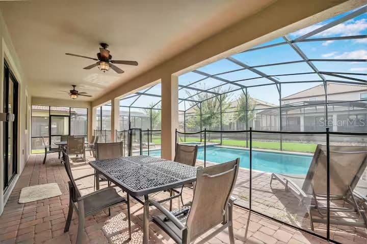 1454 BELLE TERRE 4