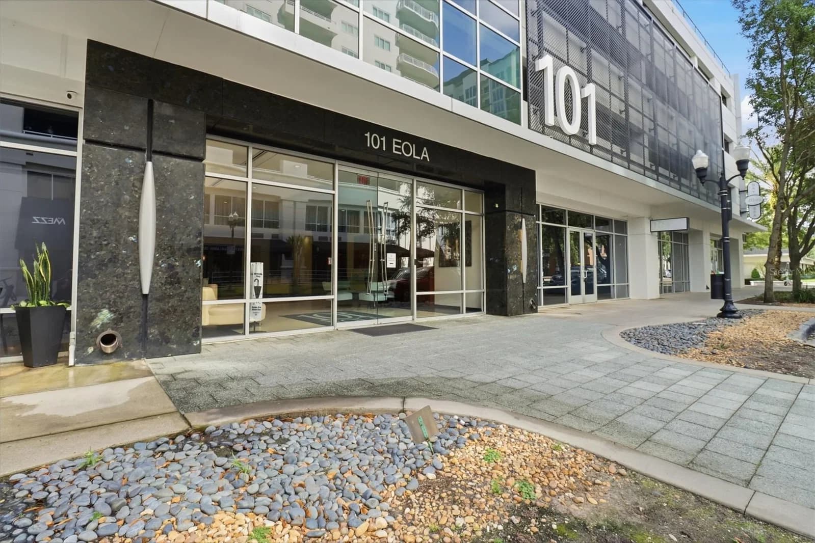 101 EOLA, Orlando, FL 32801 2