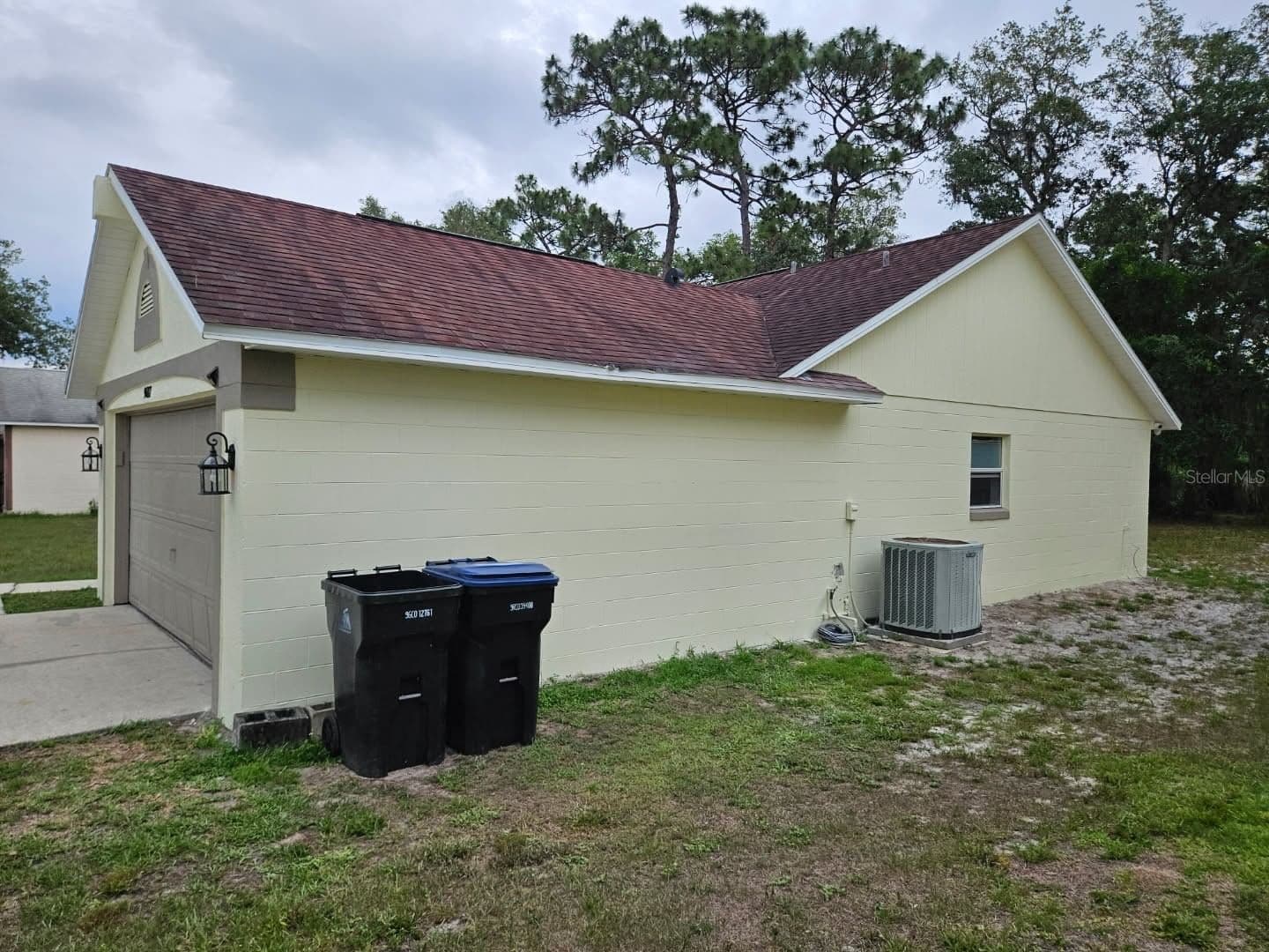 9687 LINGWOOD, Orlando, FL 32817 2