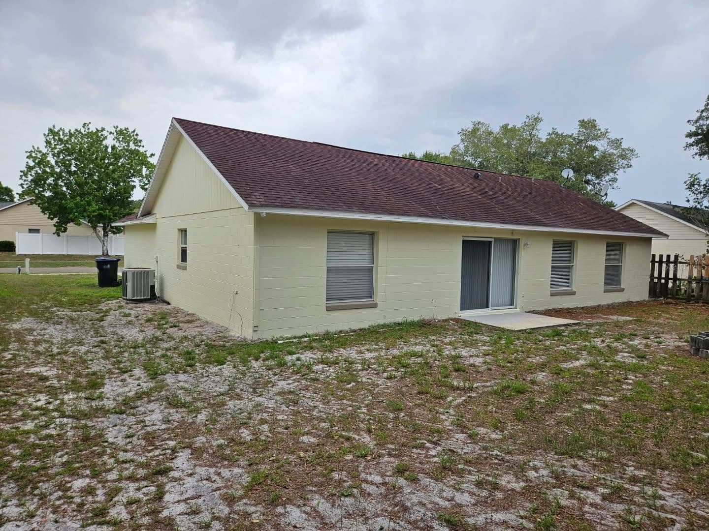 9687 LINGWOOD, Orlando, FL 32817 3